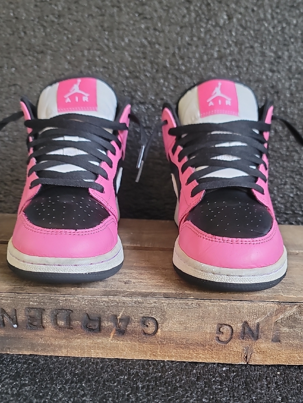 Nike Air Jordan 1 Mid "Pinksicle" Wmns 6.5 Ships Today - Picture 5 of 15